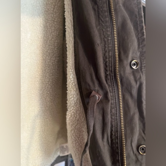 Winter Rookie Military Patch Jacket - Picture 10 of 12